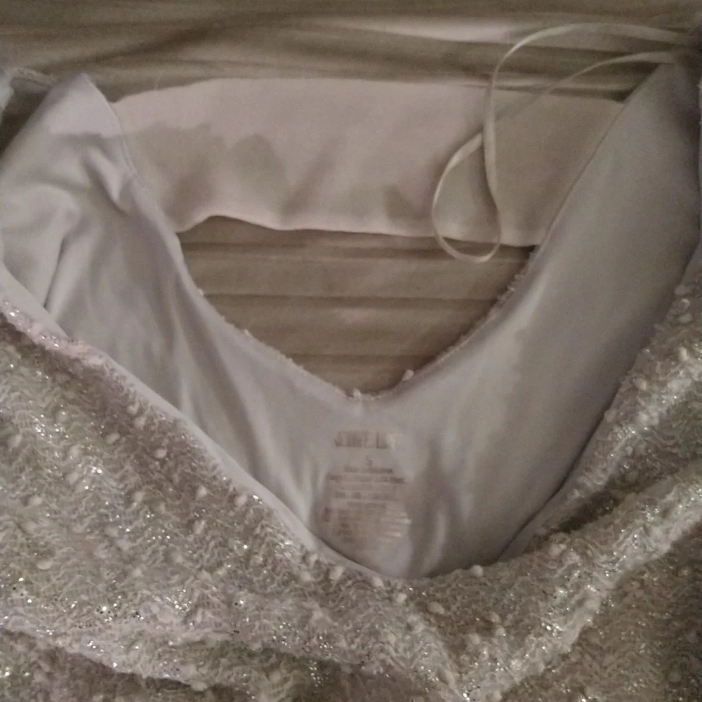 Jennifer Lopez Long Sleeve Top - Picture 2 of 7